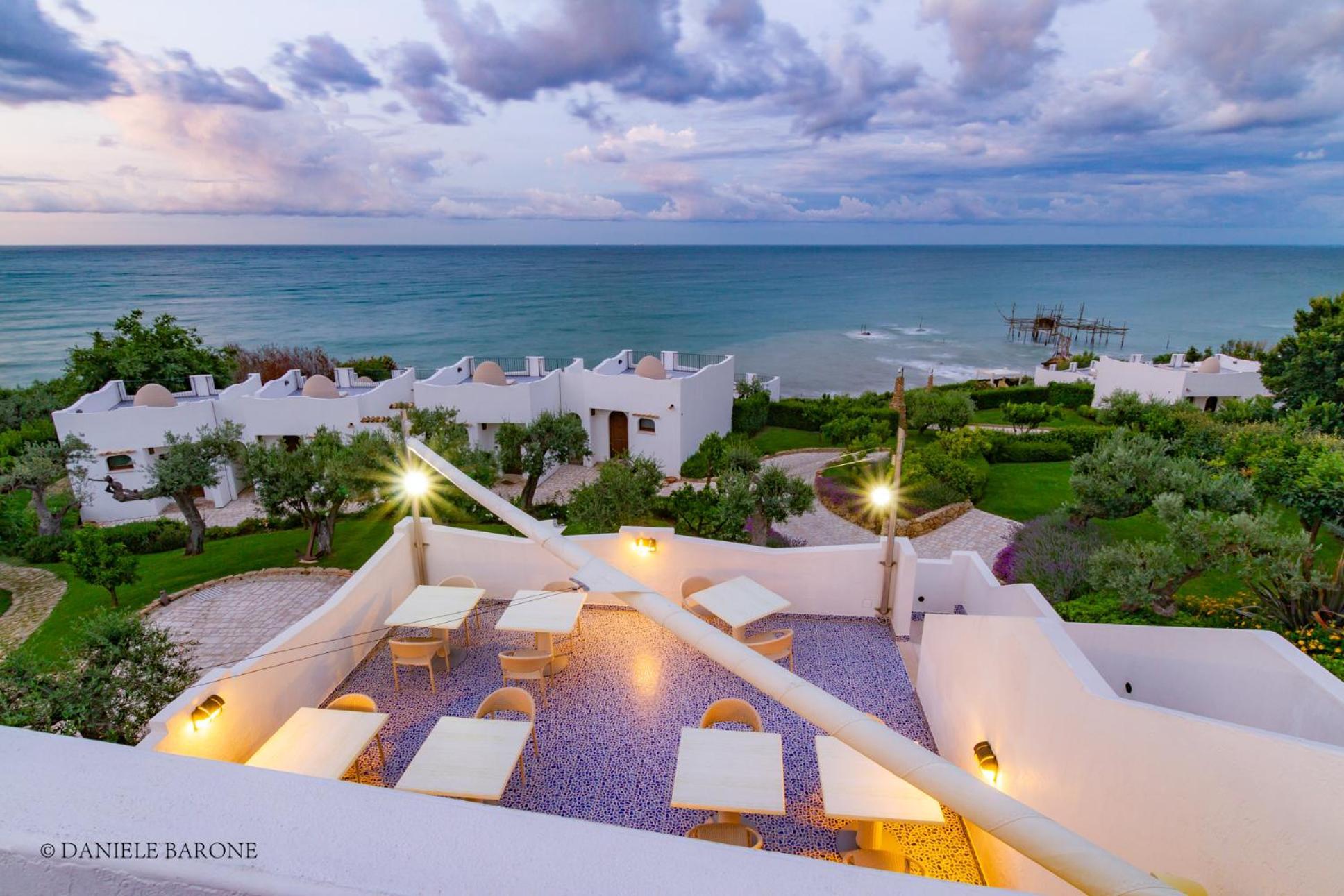Baia Delphis Resort Vasto Dış mekan fotoğraf