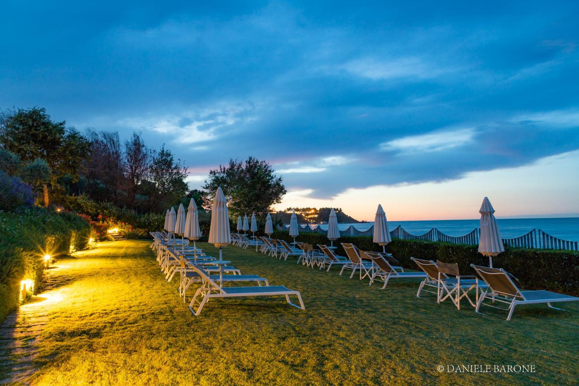 Baia Delphis Resort Vasto Dış mekan fotoğraf
