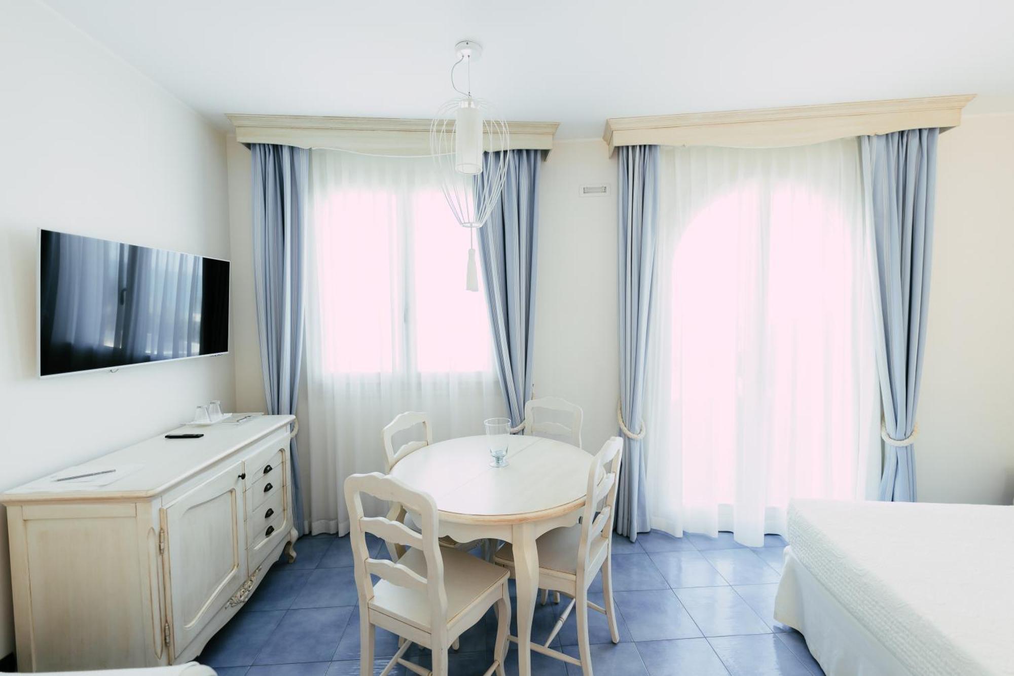 Baia Delphis Resort Vasto Dış mekan fotoğraf